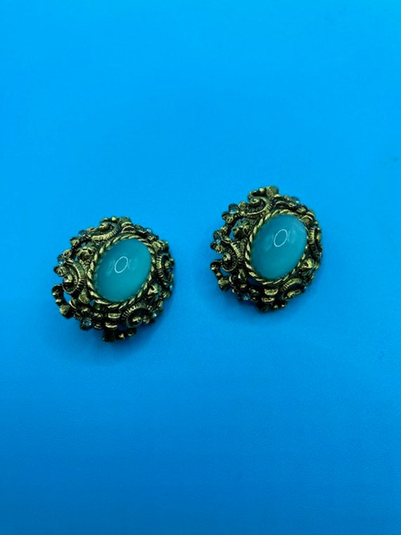 Vintage Sarah Coventry Clip On Earrings