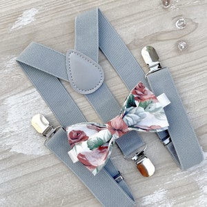 Floral Dusty Blue Bow Tie & Dusty gray Suspenders , Men&#39;s pocket square , Boy&#39;s Ring Bearer gift , Groomsmen Gift , Wedding Groom outfit