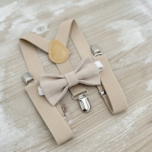 Almond Linen Bow Tie & Suspenders – Biscotti Wedding Set, Champagne Tan Suspenders, All Sizes Baby to Adult, Groomsmen Gift, Rustic Wedding