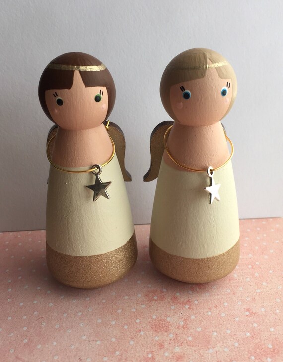 peg doll eyes