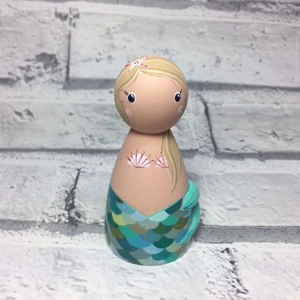 Mermaid wooden peg doll. Birthday gift. Gifts for her. Gifts under 20. Unusual gifts. Hand painted gift.