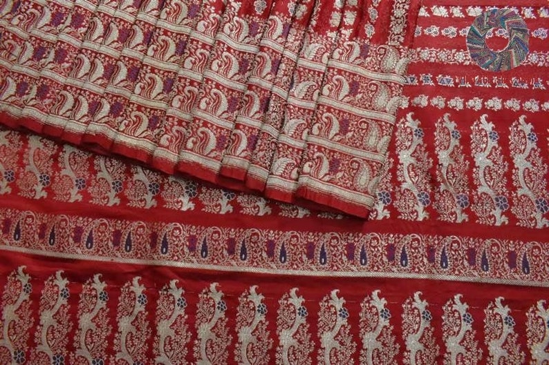 Vintage Satin Saree 100% Pure Silk Banarasi Sari Red Hand Woven Heavy Brocade Weave 5 Yard Indian Craft Fabric. image 1