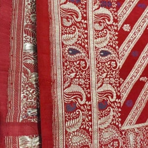 Vintage Satin Saree 100% Pure Silk Banarasi Sari Red Hand Woven Heavy Brocade Weave 5 Yard Indian Craft Fabric. image 5