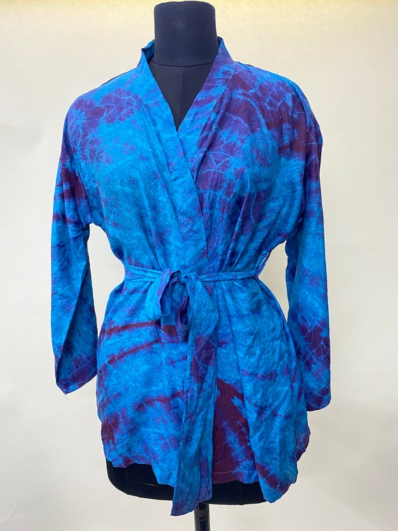 Ocean Breeze Elegance: Women's Tie-Dye Beach Kimo… - image 8