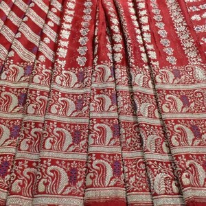 Vintage Satin Saree 100% Pure Silk Banarasi Sari Red Hand Woven Heavy Brocade Weave 5 Yard Indian Craft Fabric. image 8