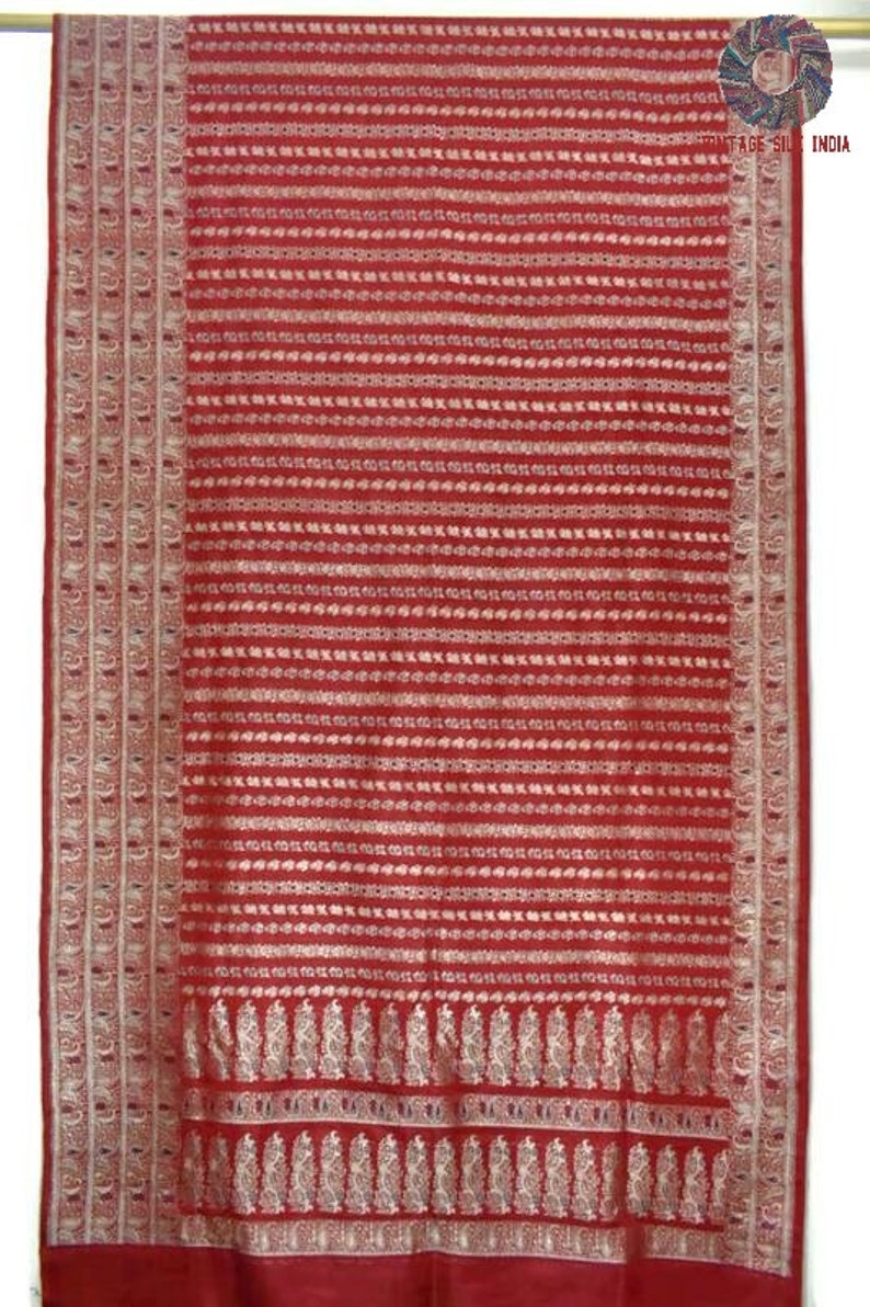 Vintage Satin Saree 100% Pure Silk Banarasi Sari Red Hand Woven Heavy Brocade Weave 5 Yard Indian Craft Fabric. image 2