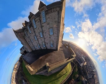 Planet Edinburgh Castle