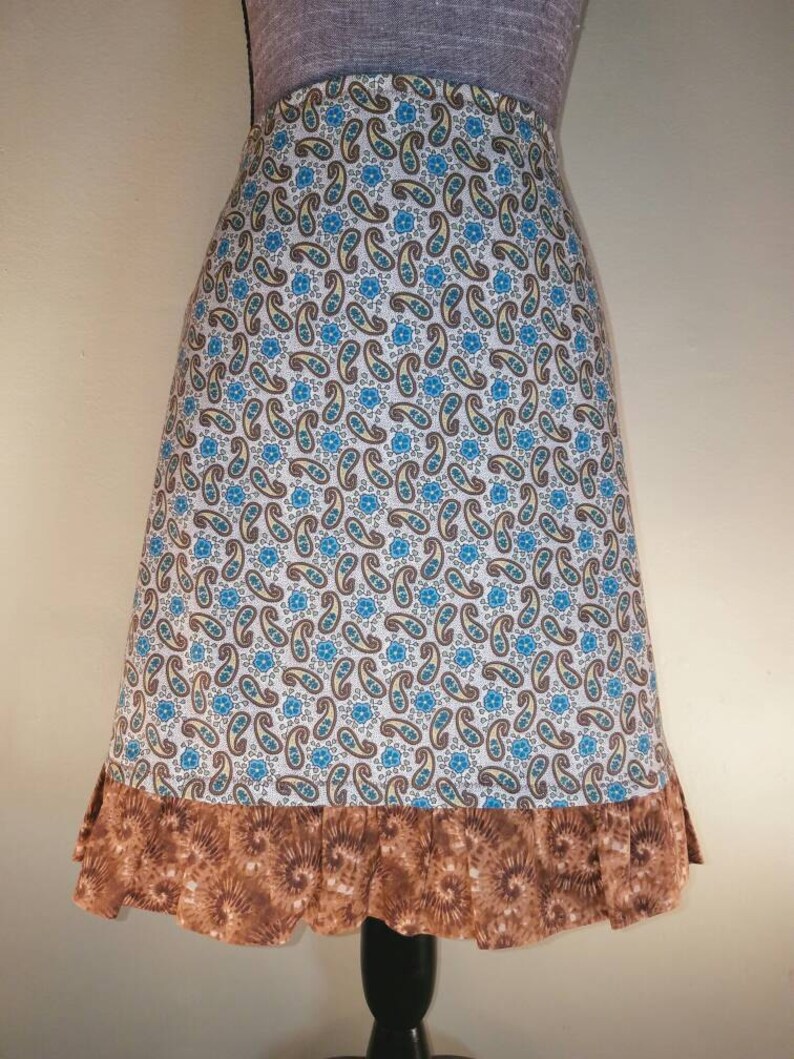 Reversible Peace Sign Apron Set