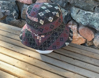 Tela Bucket Hat