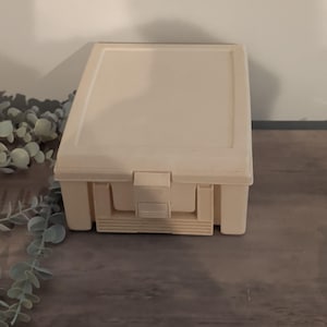 Rubbermaid Check File Storage Boxes 0185 Almond Portable Handle Lock / Vintage desk storage Filing Box Office Organizer