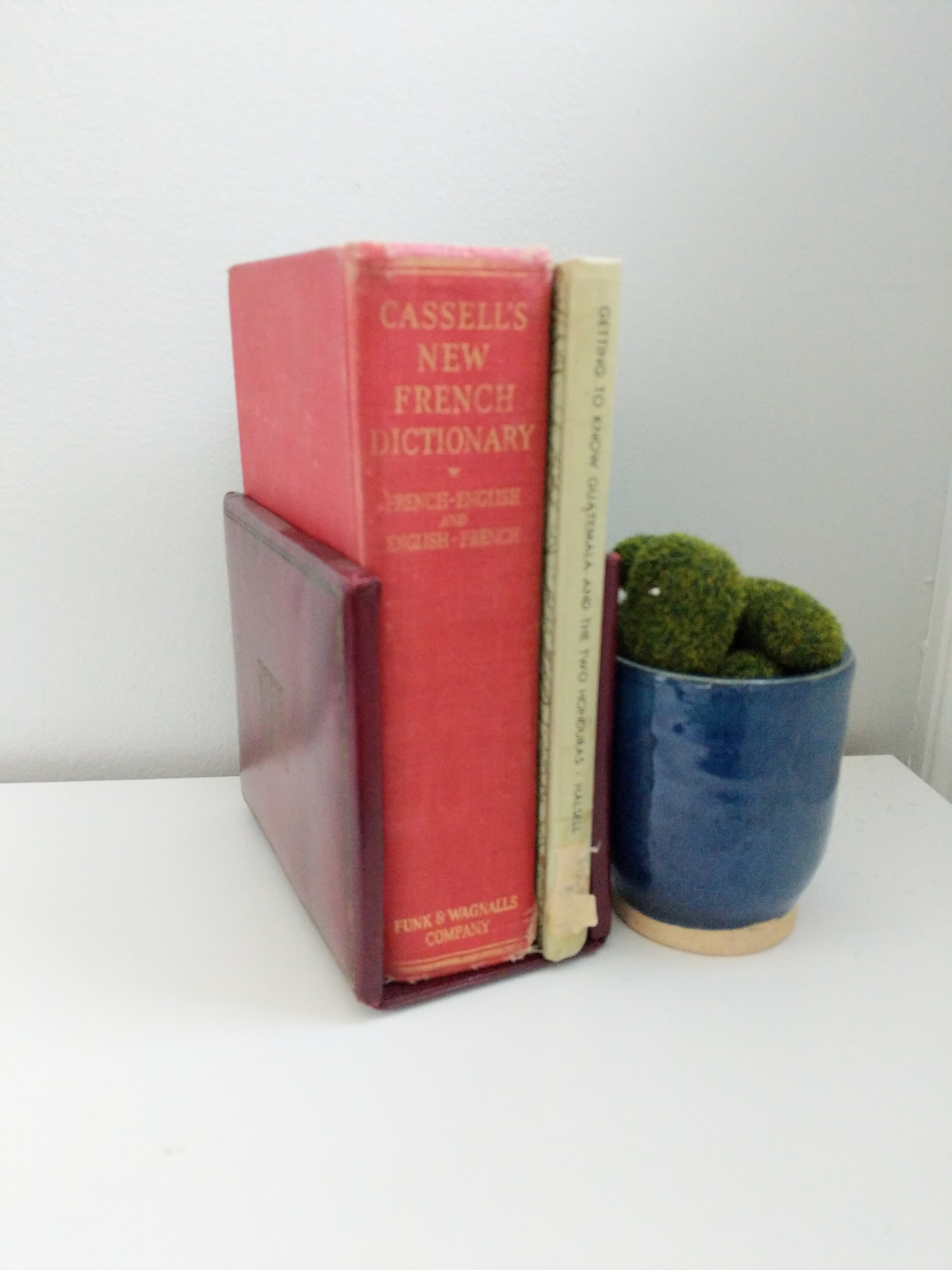 Vintage Bookends Red Leather Pair With Gold Details Home Etsy