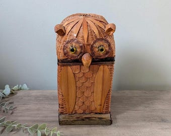 Vintage Shanghai Handicrafts Woven Wicker Basket OWL Figurine Double Sided Lid