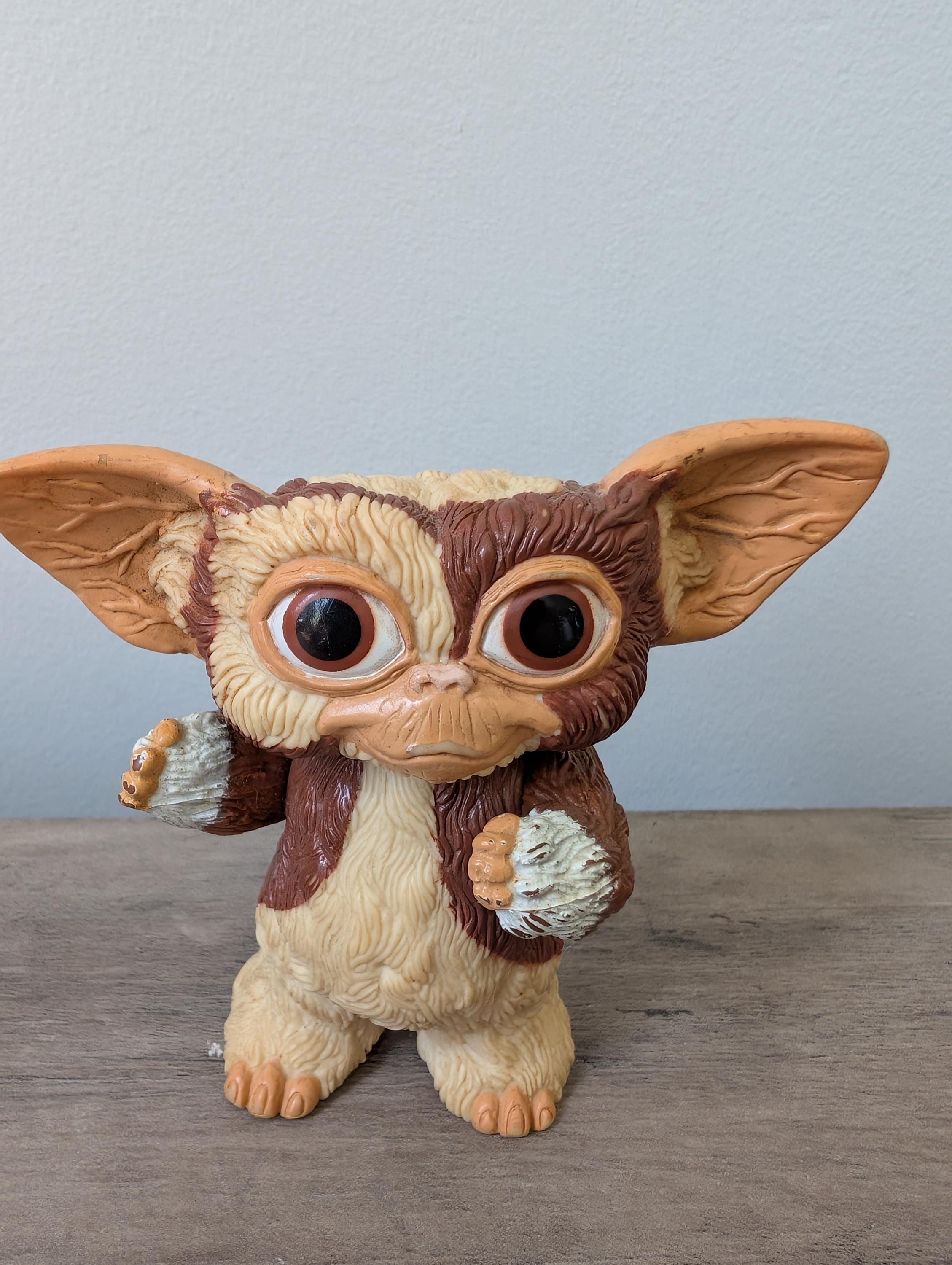 Vintage 1984 Gremlins Gizmo Toy: Warner Bros. Collectible Figure