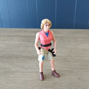Vintage 1993 Jurassic Park Dr. Ellie Sattler Action Figure