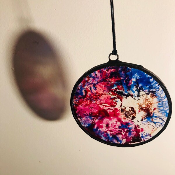 Medaillon peinture sur verre 10cm  (pièce unique)