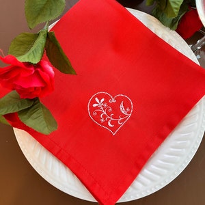 Embroidered Heart Cloth Napkins - Set of 6 Valentine&#39;s Day Napkins
