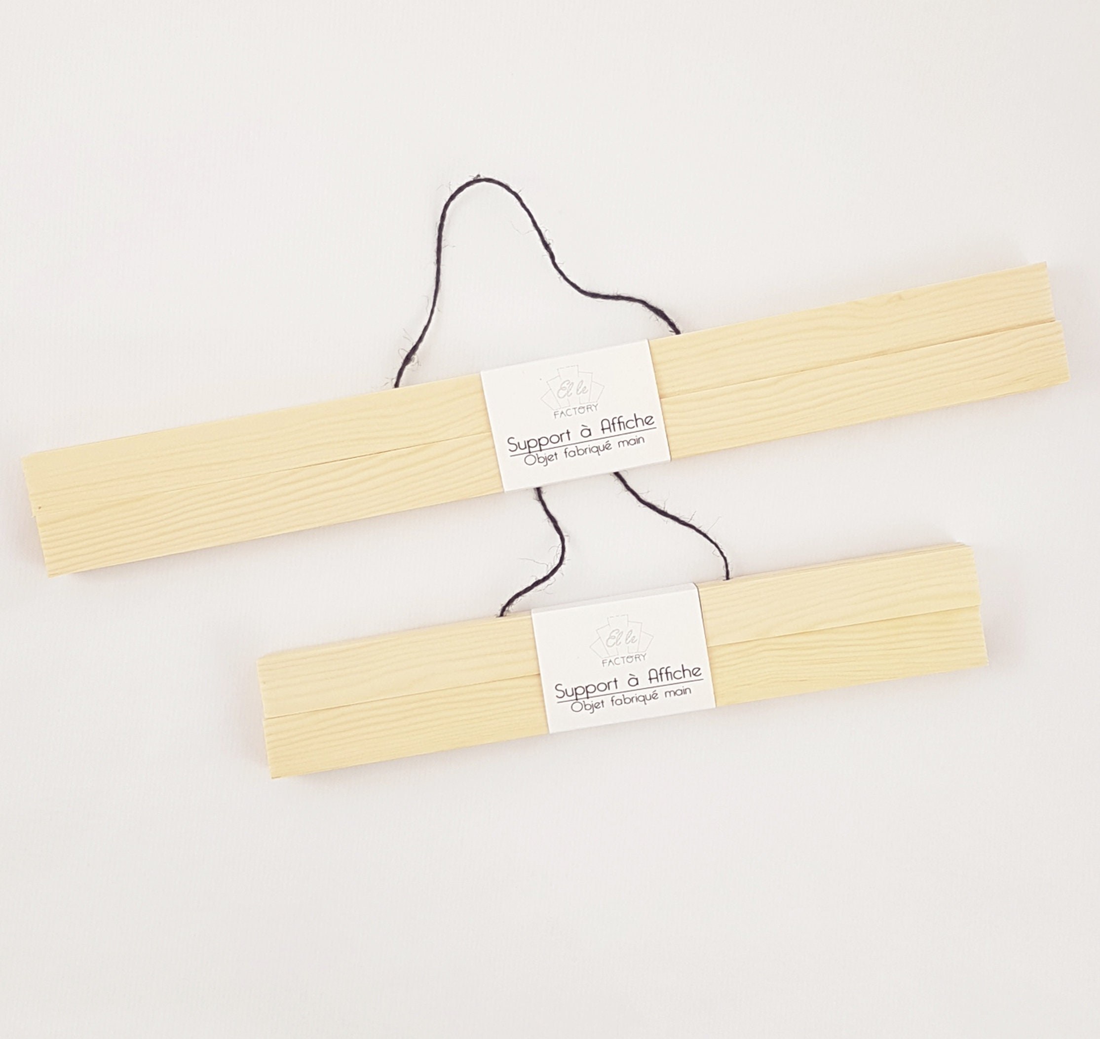 Support à Affiche Aimanté en Bois