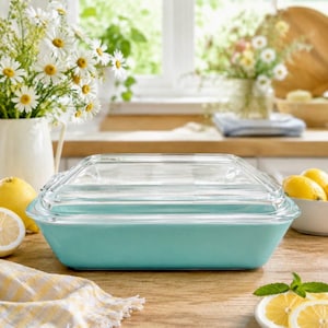 Old Pyrex ターコイズ　ミルクグラス　冷蔵庫ディッシュ 1950s Pyrex Turquoise Blue Mid Century Kitchen 4 Piece