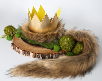 Wild One Gold Crown and Tail with Faux Fur . Costume for 1st Birthday Wild One Theme Party . Dress up and Make Believe Set . First B day