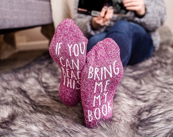 Book Socks. If You Can Read This socks. Personalized Gift.  Birthday Gift Ideas. Book Club Gift. Gift for Book Lovers. Message Socks.