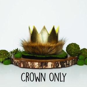 Wild One Gold Crown and Tail with Faux Fur . Costume for 1st Birthday Wild One Theme Party . Dress up and Make Believe Set . First B day Crown Only