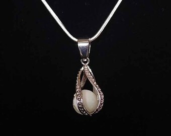 Glow in the Dark Teardrop Necklace