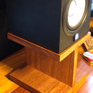 Wood Desktop Studio Monitor Speaker/Monitor Stand