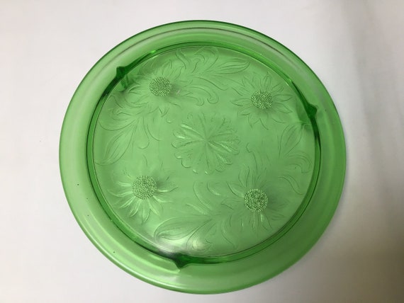 Vintage Green Depression Glass Cake Plate Uranium Footed Glass