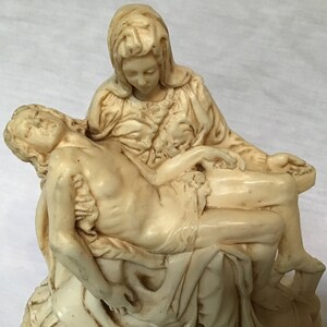 Vintage Pieta Michelangelo Pieta Resin Statue image 2