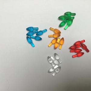 Ceramic Christmas Tree Replacement Light Bulbs Pinecone Shape Twist Tree Pegs Set of 25