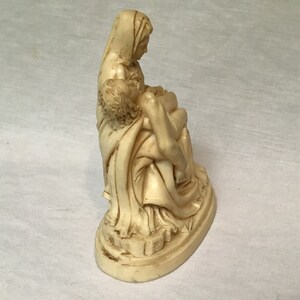 Vintage Pieta Michelangelo Pieta Resin Statue image 4