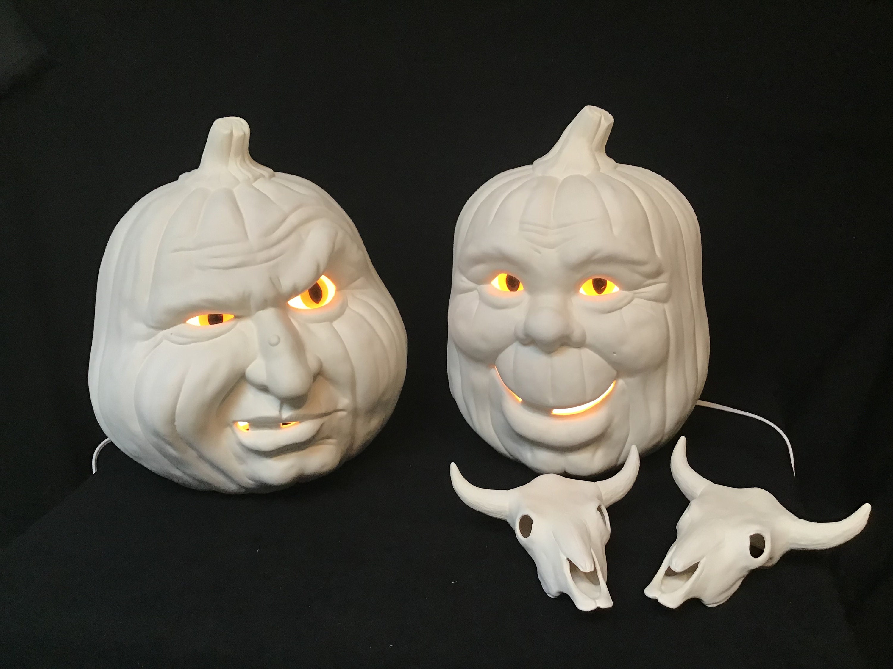 Glimin 24 Pcs Halloween Ceramics to Paint Halloween Paint Your Own Kit  Unpainted Pumpkins Ghost Plaster Bulk DIY Paintable Figurines Art Project