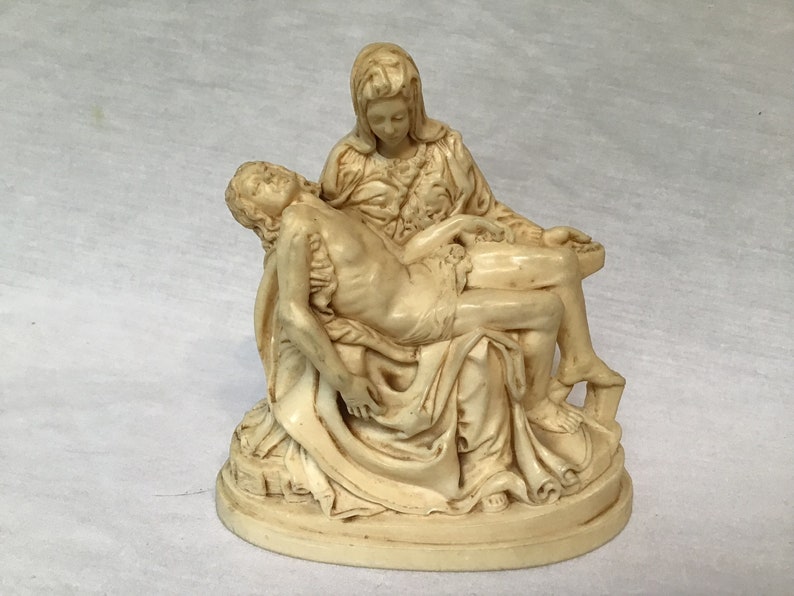 Vintage Pieta Michelangelo Pieta Resin Statue image 1