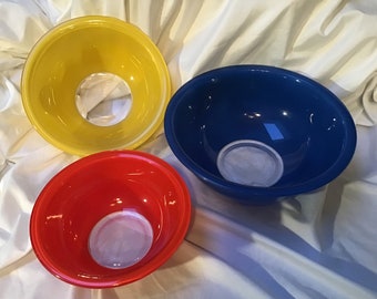 Vintage Pyrex Bowls Primary Colours Pyrex Bowls Nesting Bowls Mixing Bowls