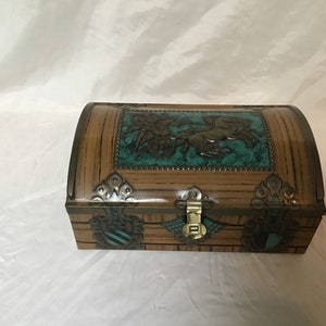 vintage Tin Box Sperlari Fratelli Caramel Bonbons Boîte En Forme De Dôme Avec Gladiator Drawn Cart