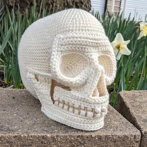 Crochet Skull PATTERN ONLY image 2
