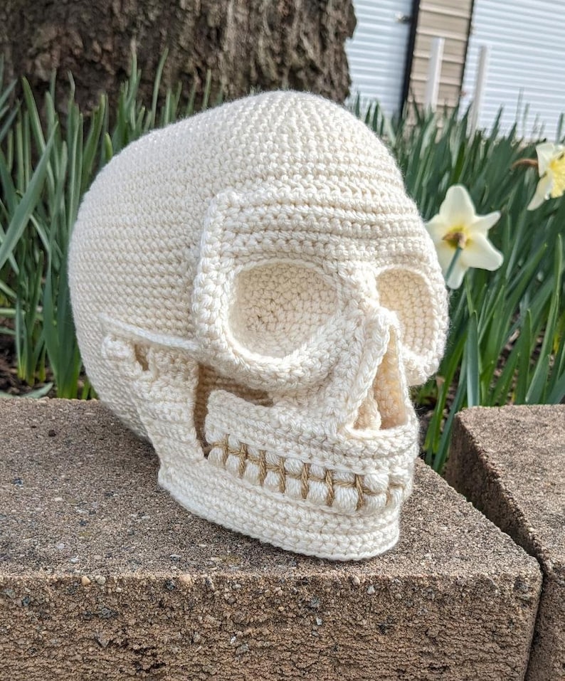 Motif tête de mort au crochet SEULEMENT image 2