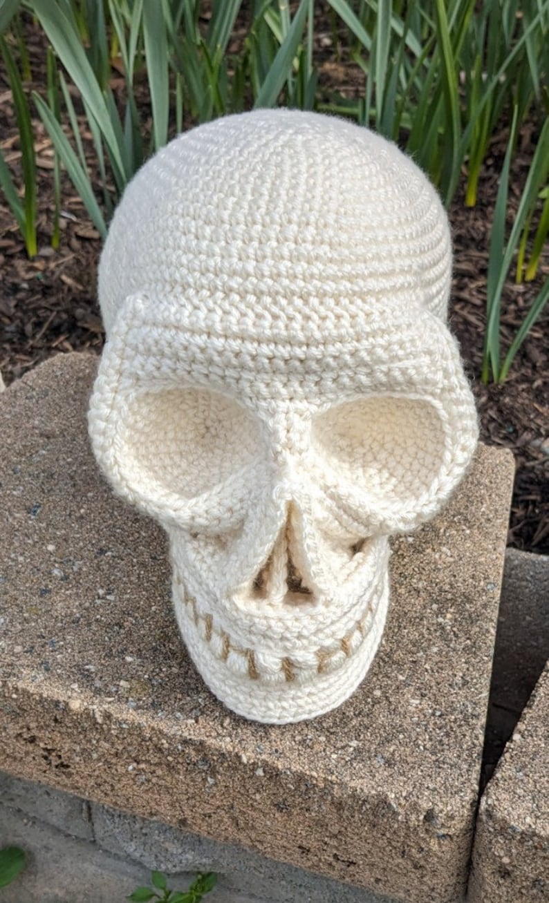 Motif tête de mort au crochet SEULEMENT image 4