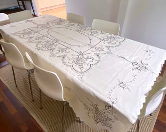 Vintage tablecloth, Banquet ecru tablecloth with embroidery, long rectangular tablecloth, old tablecloth, Christmas tablecloth.