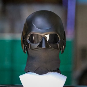 Black Noir helmet from The boys series scale 1/1 can wearable for collectables or cosplays