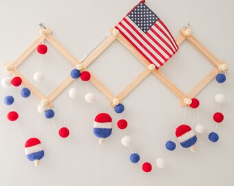 4th of July garland, 4th of July popsicle, 4th of July decor, felt ball garland, ice cream garland, pom pom garland, felt ball decor, flag