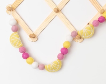 Felt Lemon Garland, Summer Decor, Fruit Party Photo Prop