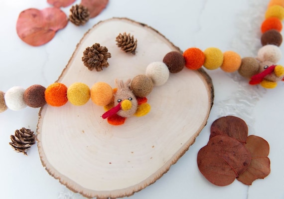 Thanksgiving garland, Thanksgiving decor, turkey garland, Thanksgiving banner, felt ball garland, felt garland, felt turkey, turkey decor