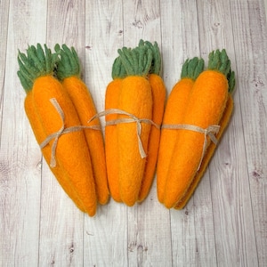Felt carrot, set of 3, felt food, felt vegetable, Easter photo prop, food photo prop, tiered tray decor, tiered tray Easter, Easter decor