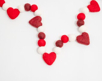 Heart garland, heart decor, Valentines day decor, Valentines garland, felt heart, Valentines decor, felt ball garland, red decor, hearts