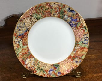 WEDGWOOD  AUGUSTUS Porcelain Collectible plate 8 1/8 inches diameter