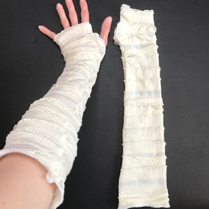 Black Mummy Arm Warmers Womens Bandage Gloves Ghost Halloween Costume Ladies Arm Covers Ruffle Arm Warmers Steampunk Gothic TRIXY XCHANGE Cream