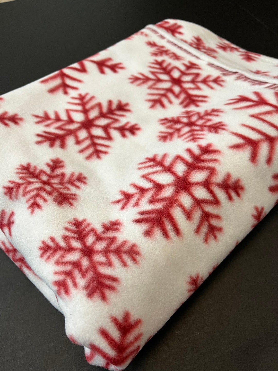 1.25 Yards Fleece Fabric Red Snowflakes White Anti-pill Christmas ...