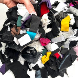 1# Kleine stofresten voor naaien Scrapbooking Knutselen Pluche vulling Kindercollage LOT verkocht per pond Patchwork geüpcycled - TRIXY XCHANGE