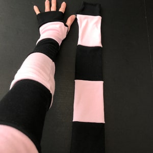 Long Striped Gloves Baby Pink Hand Warmers Black Armwarmers Patchwork Arm Sleeves Scar Covers Cosplay Costume Anime Outfit Psy TRIXY XCHANGE